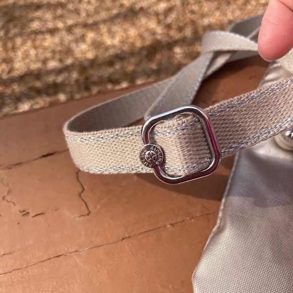 Kipling silver crossbody purse - Picture 7 of 9
